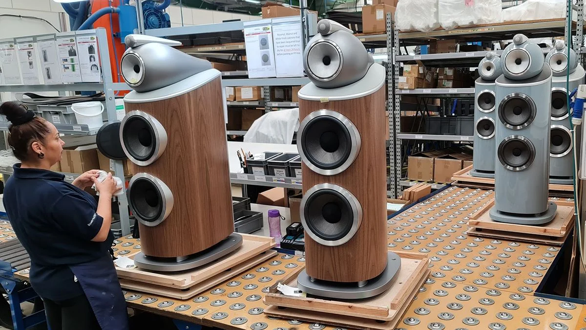 Usine Bowers & Wilkins à Worthing, Angleterre - fabrication série 800